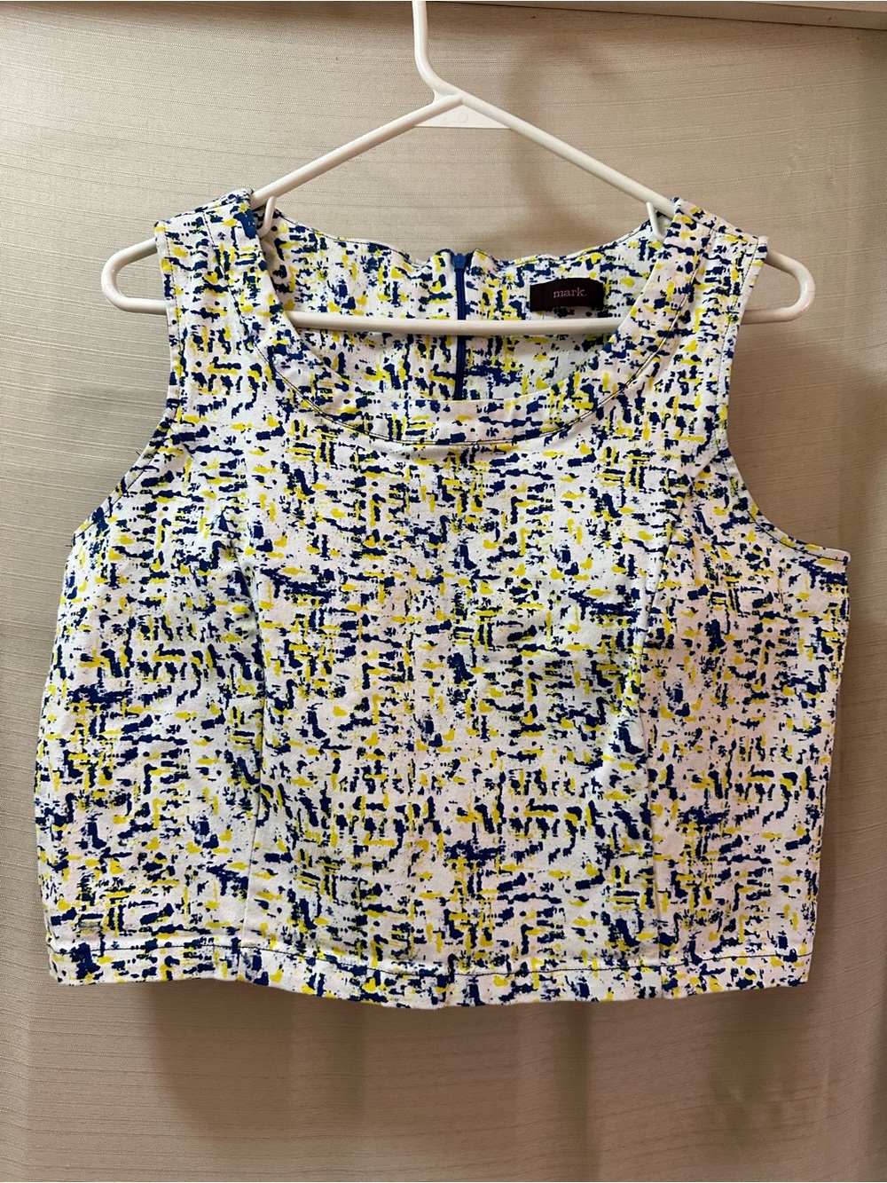 mark. Avon BOGO Cropped Sleeveless Abstract Zip Back Tank Top Cotton Blend ⚫️